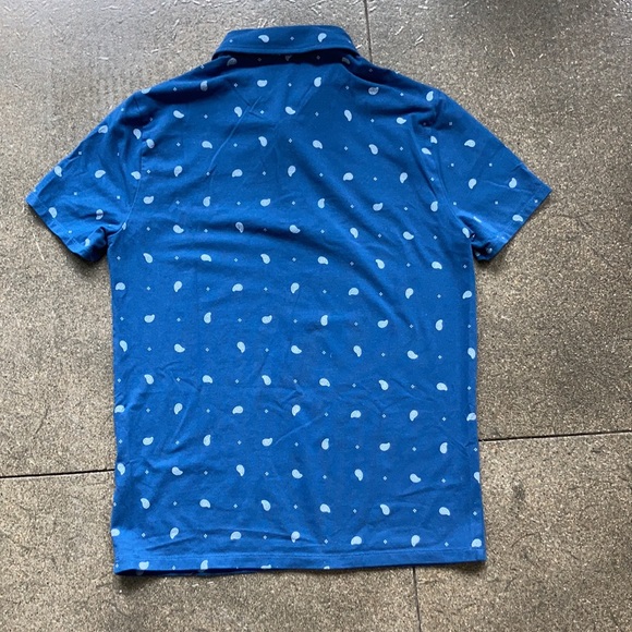 Express Performance Polo - Picture 2 of 6